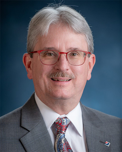 Headshot of Gus Meyer